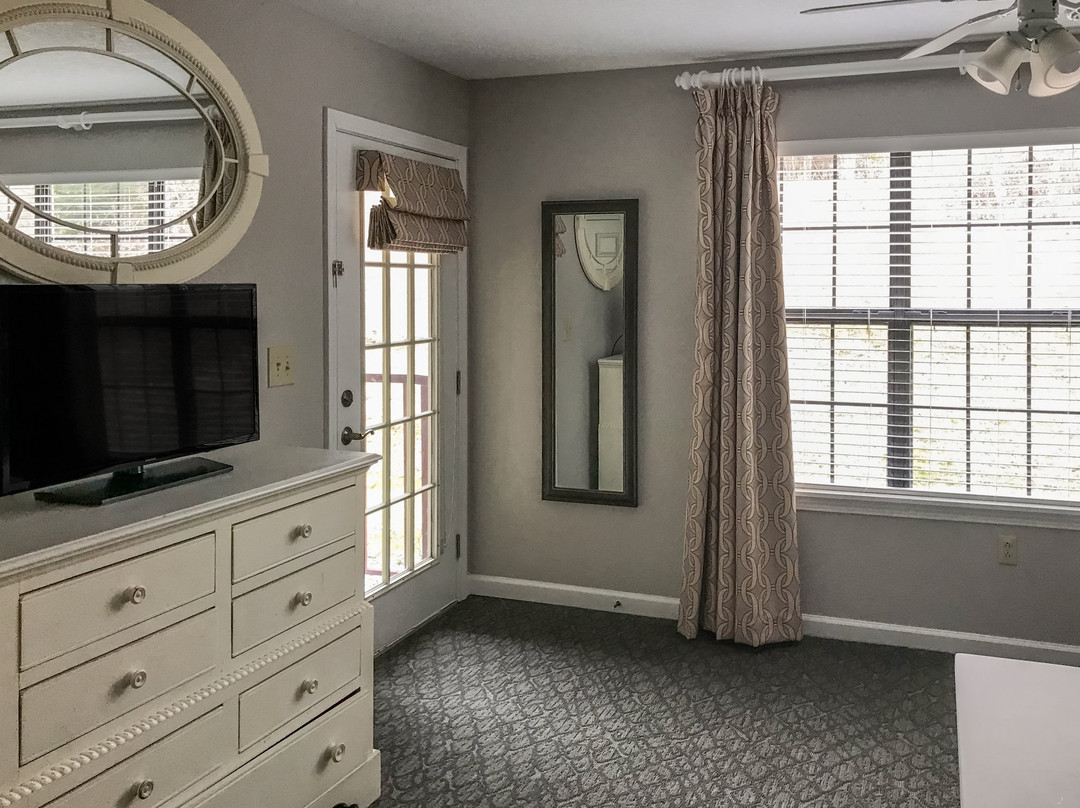 Holiday Inn Club Vacations Oak N Spruce Resort Berkshires