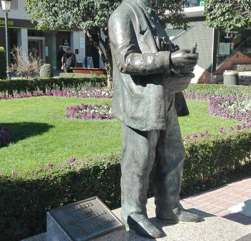 Jardines de la Plaza del Altozano景点图片