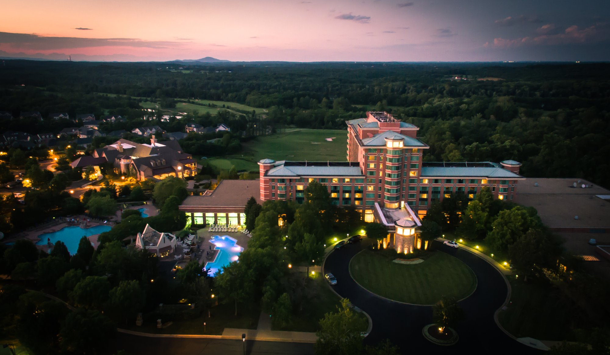 Lansdowne Resort-官方