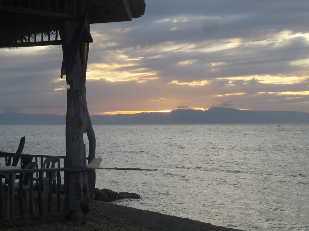 Matutinao Beach & Cottages主图