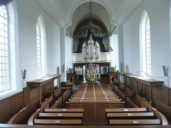 Breukelen旅游景点-De 15de eeuwse Pieterskerk van Breukelen