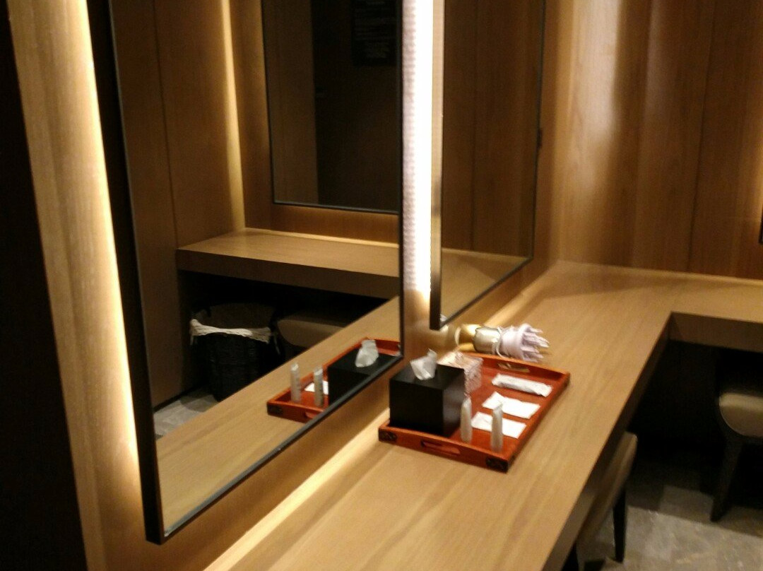 张家口容辰华邑酒店主图