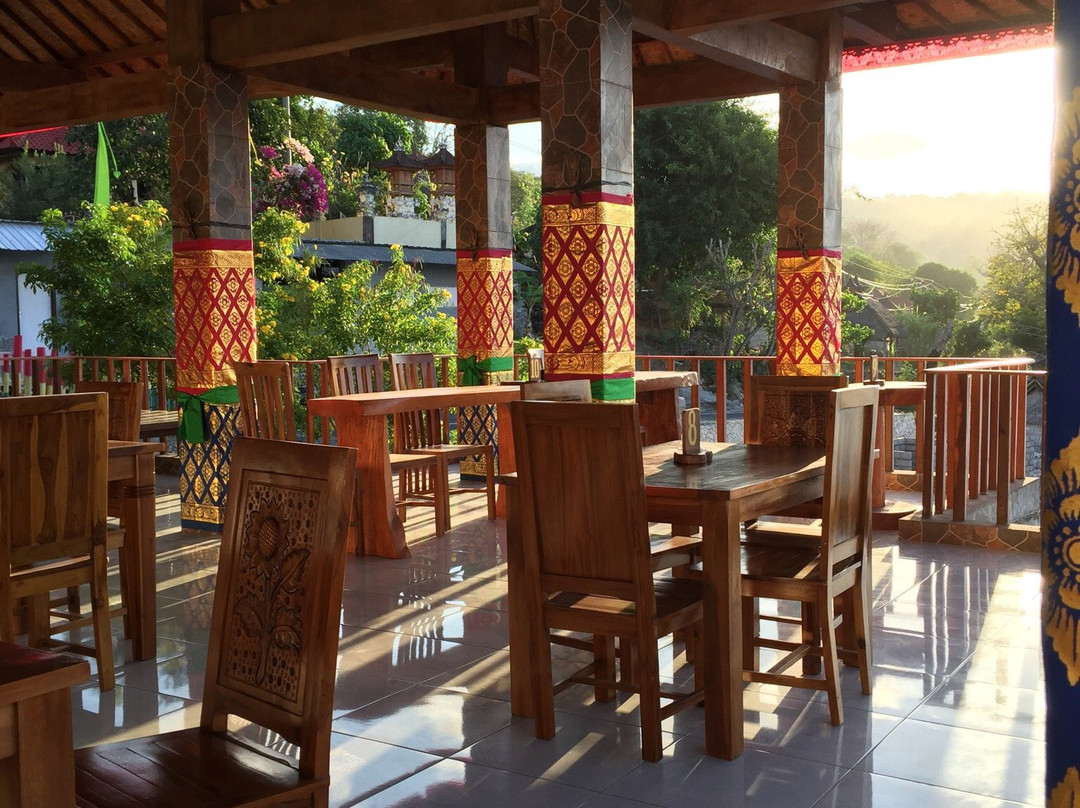 珀尼达岛餐馆和美食-Ogix Warung