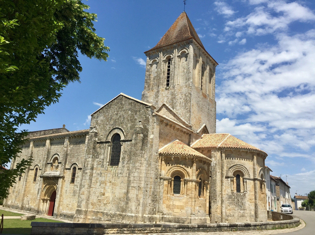 Eglise Saint-Pierre景点图片