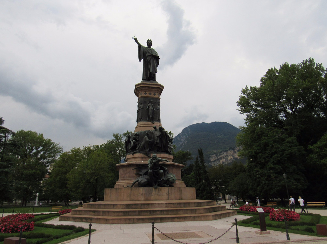 Piazza Dante