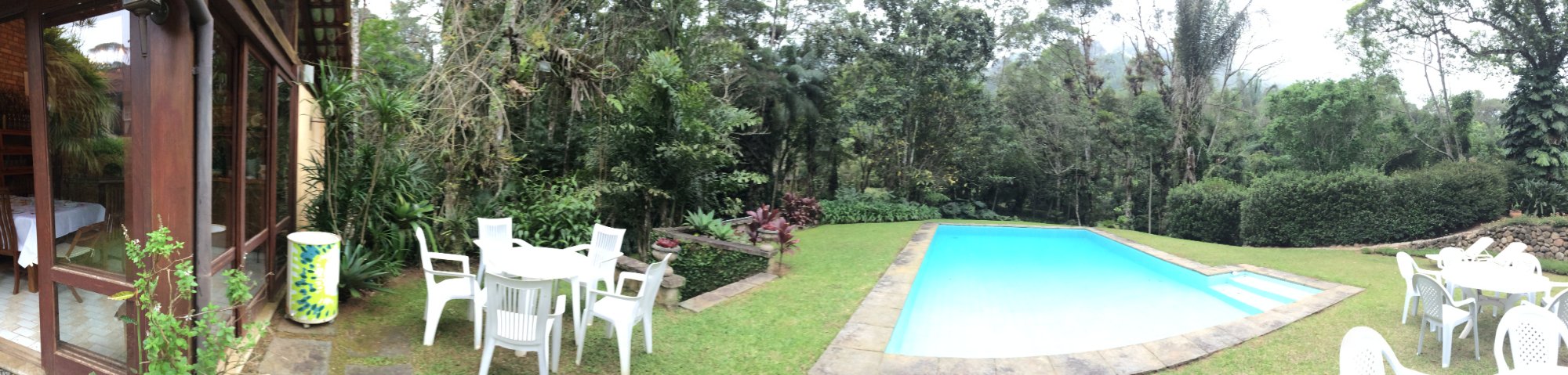 Casa do Fachoalto-泳池