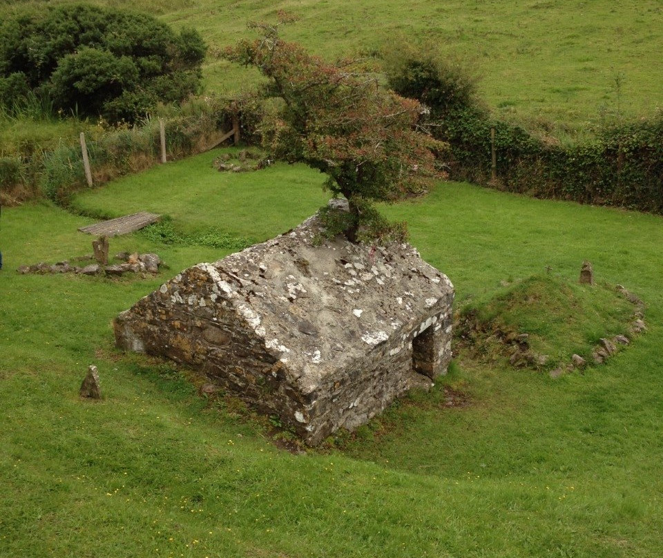 Saint Mary's Well-巴利纳必去景点