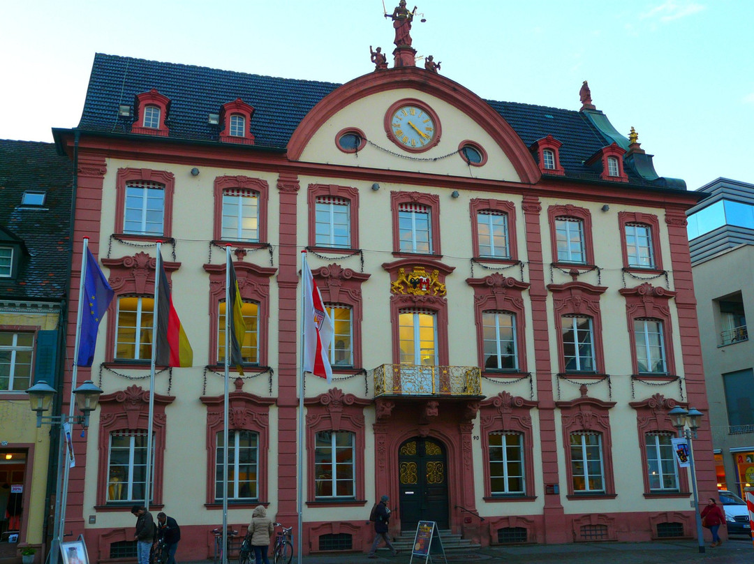 奥芬堡旅游景点-Alter Marktplatz