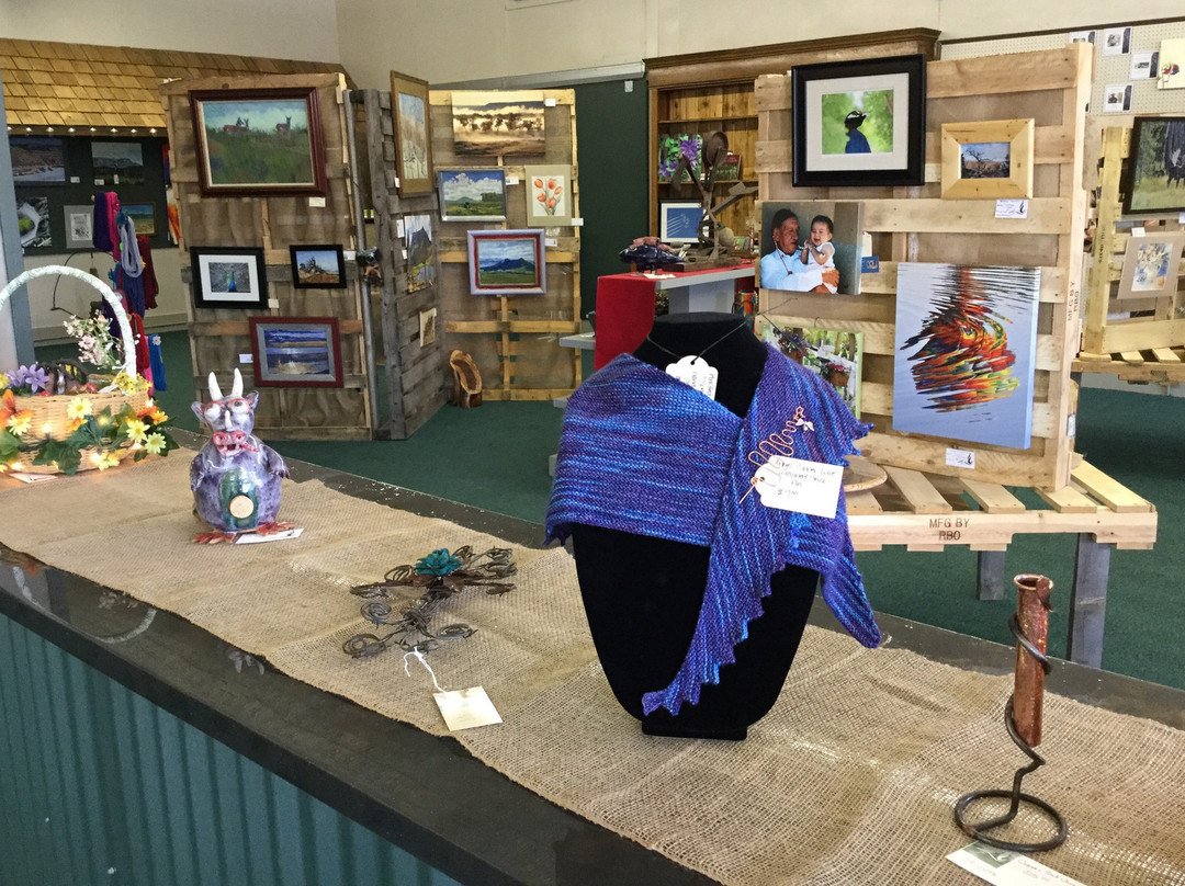 Smoking River Studio Arts-Meeker必去景点