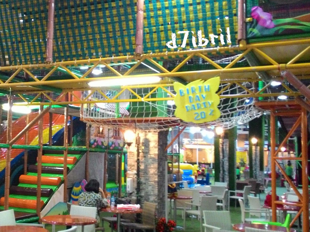 Lollipop's Playland and Cafe-坦格朗必去景点