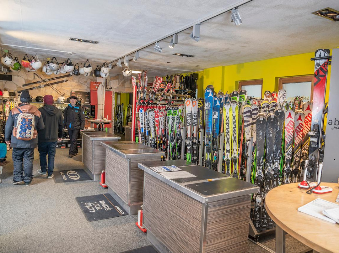 SNOWORLD - Sport 2000 rent景点图片