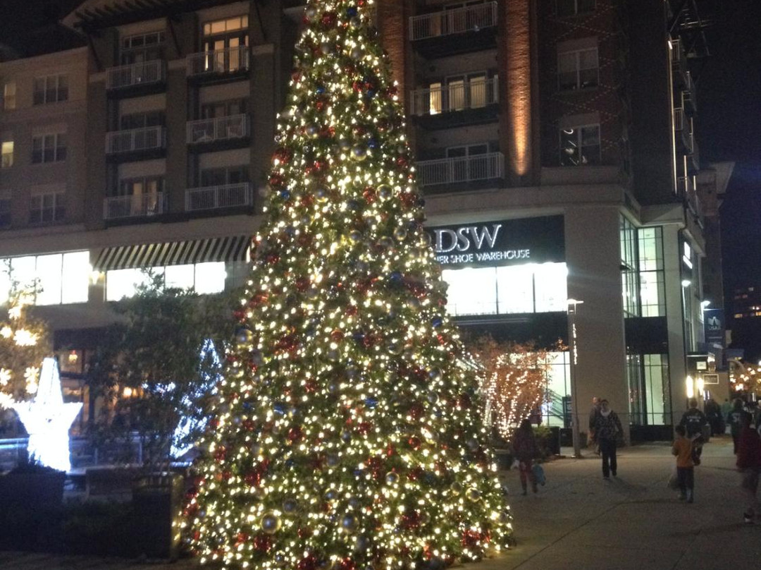 Pentagon Row-阿灵顿必去景点