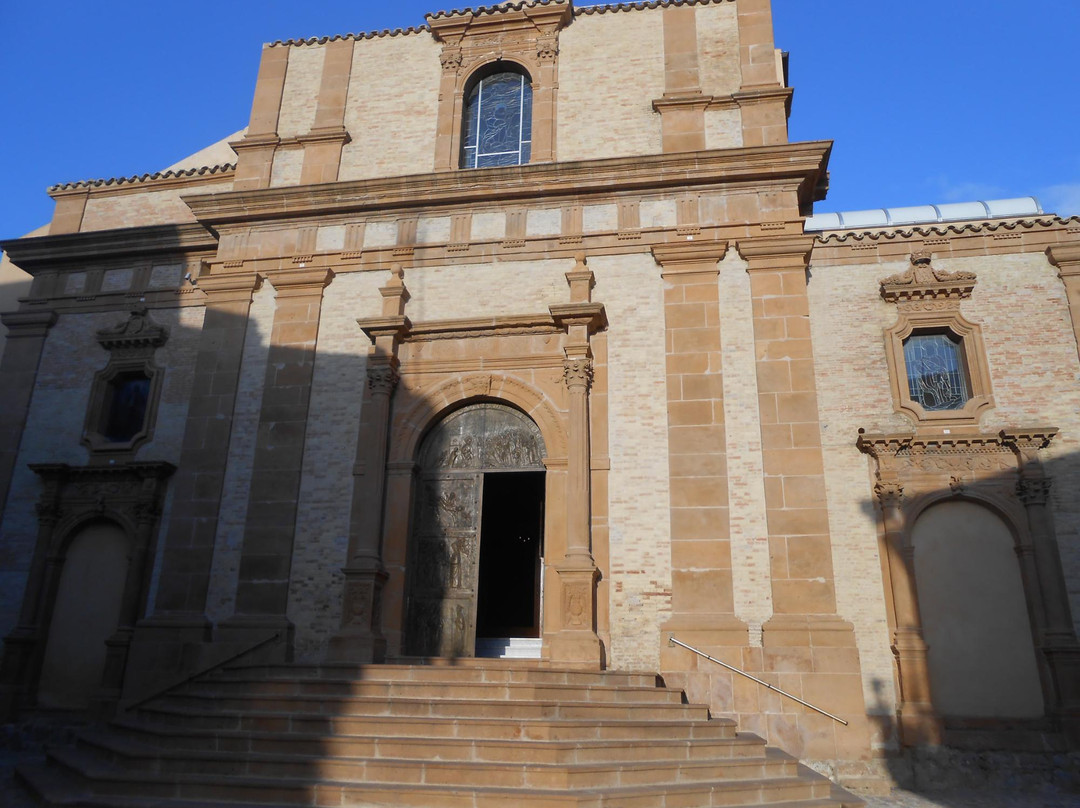Chiesa di Santa Maria La Cava-Aidone必去景点