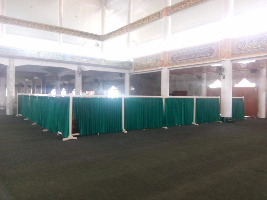 Al Furqon Grand Mosque-班达楠榜必去景点