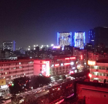 维也纳国际酒店(深圳坂田华为地铁站店)主图