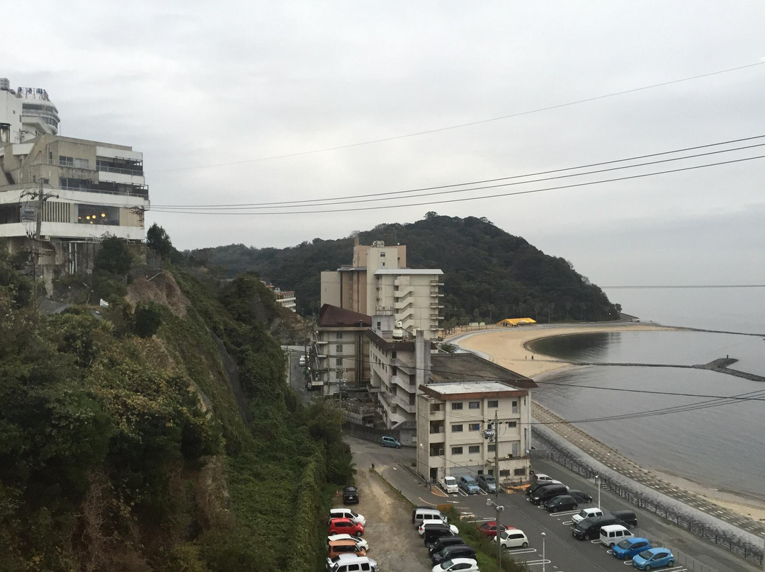 Nishiura Onsen Beach-蒲郡港必去景点