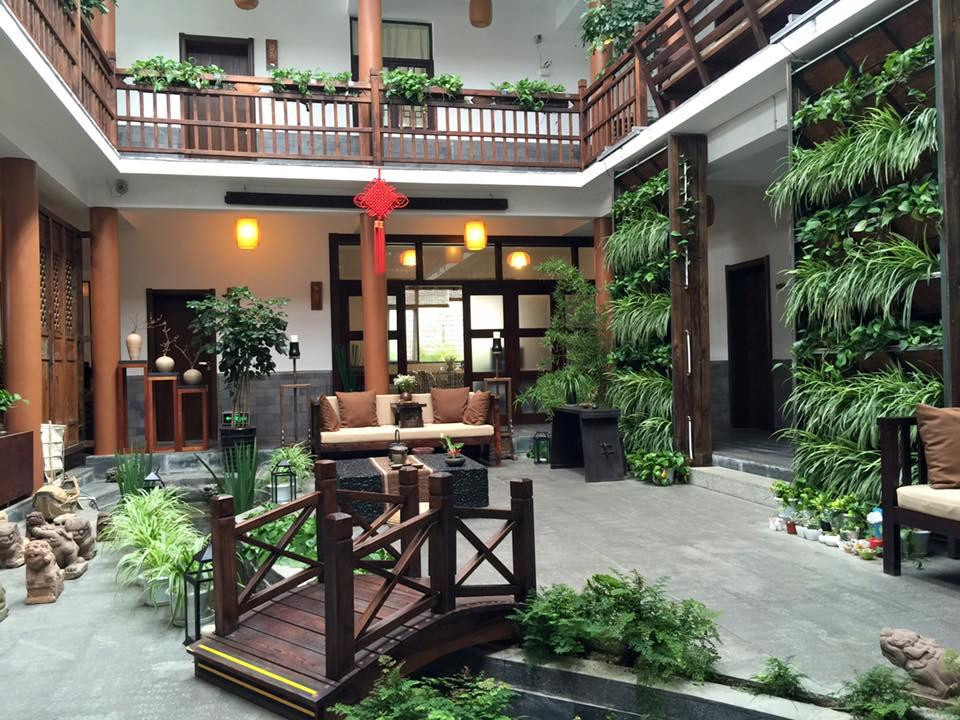 大理晏清山居客栈主图