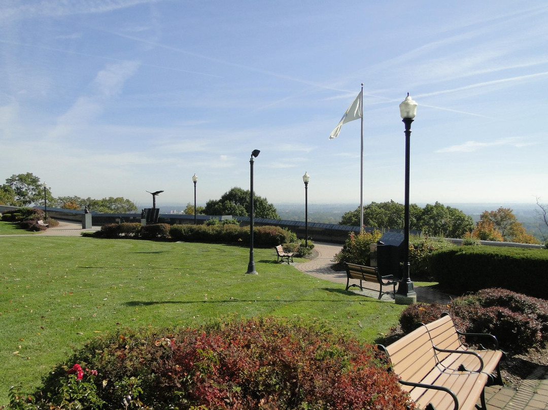 Essex County Eagle Rock September 11th Memorial景点图片