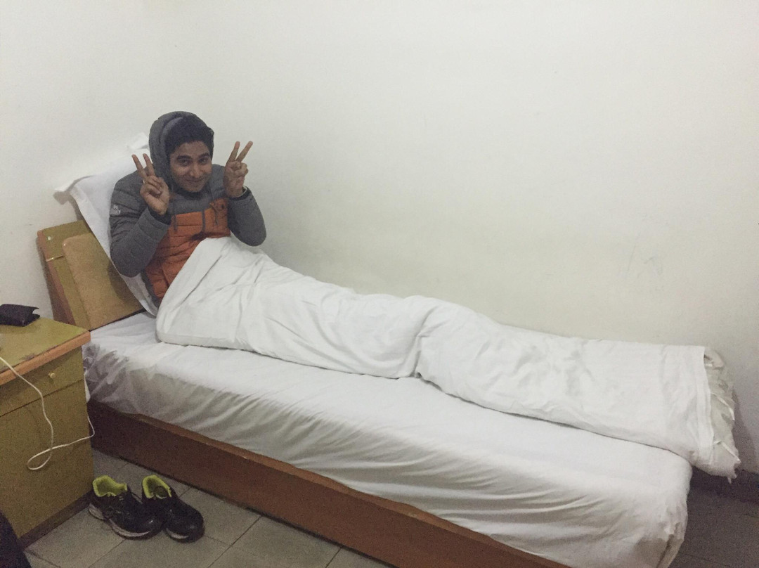 华山东峰饭店主图