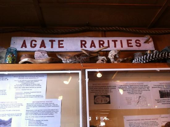 Gitche Gumee Agate and History Museum景点图片