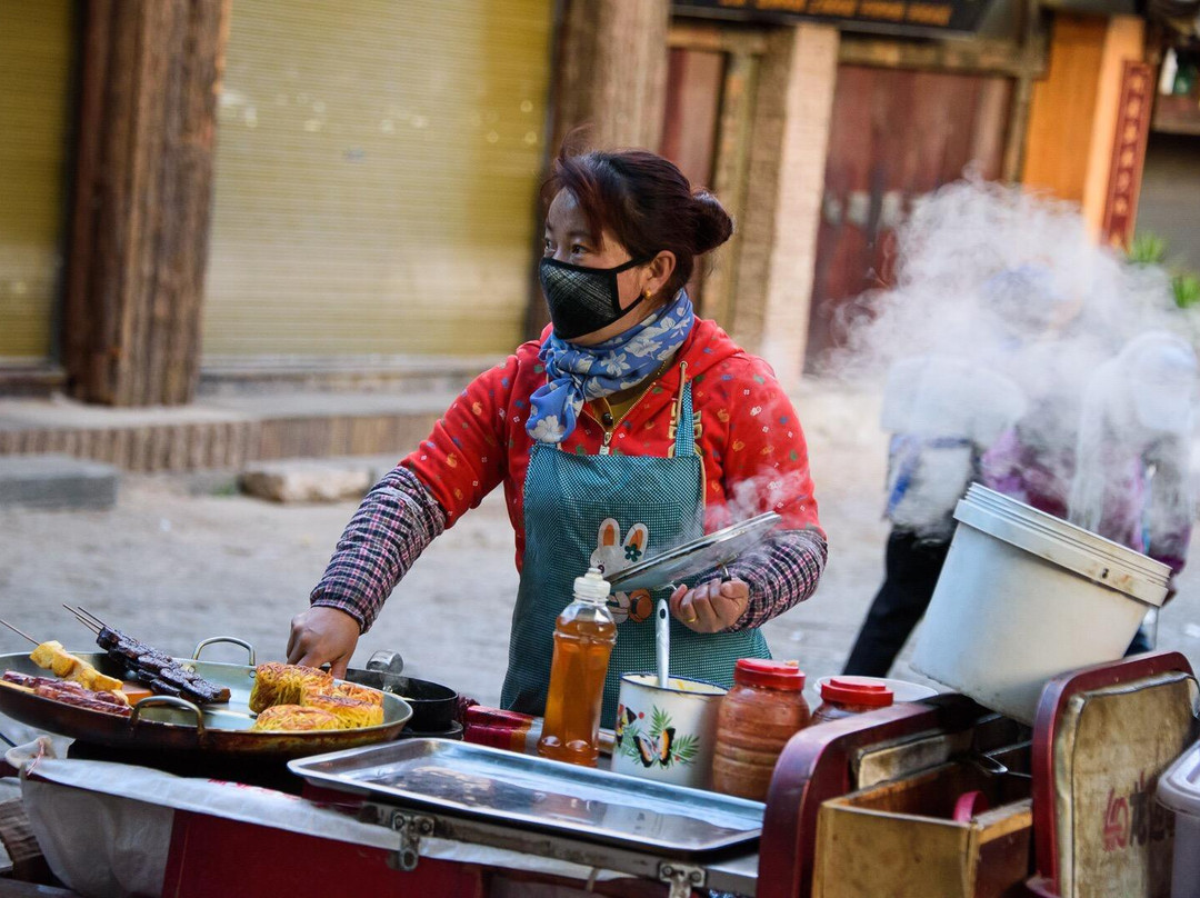 束河风味美食街-丽江市必去景点