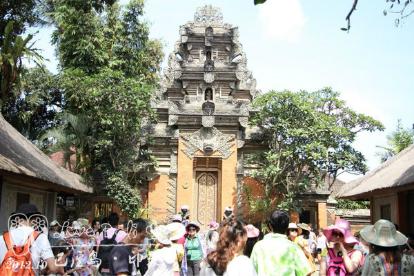 乌布皇宫-乌布必去景点