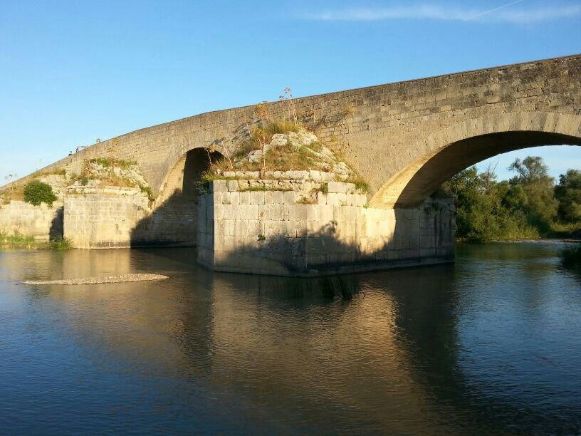 Ponte Romano sul Fiume Ofanto景点图片