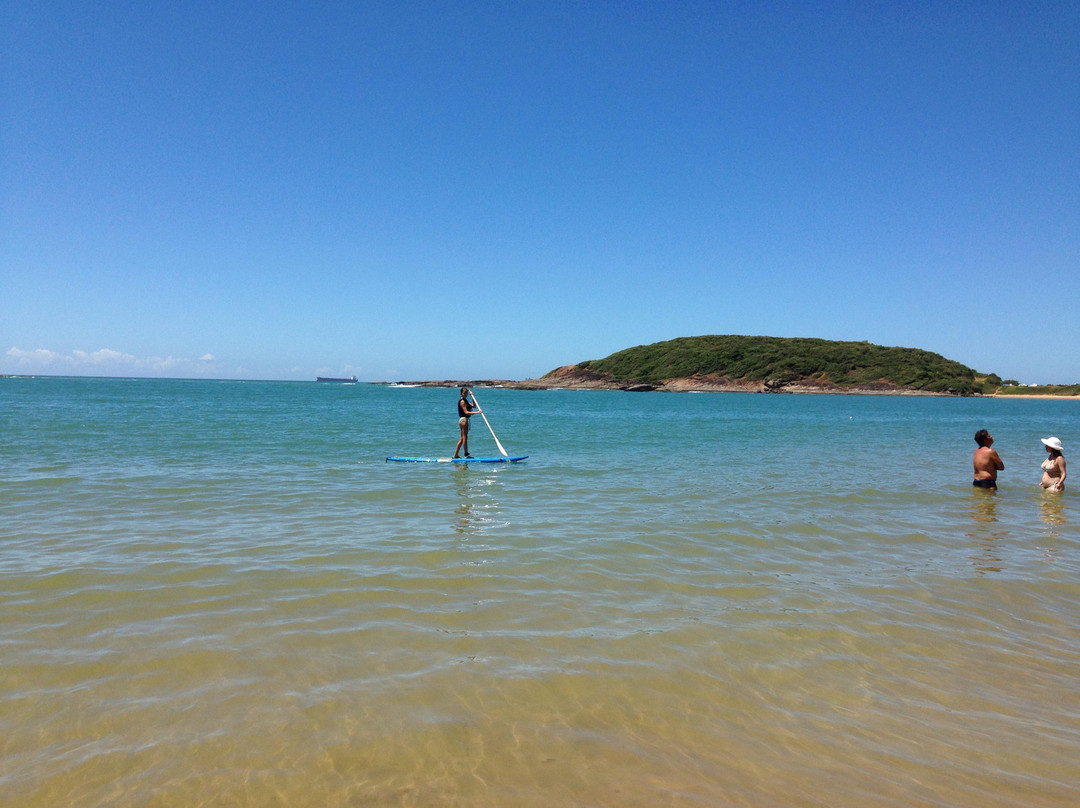 Praia Peracanga景点图片