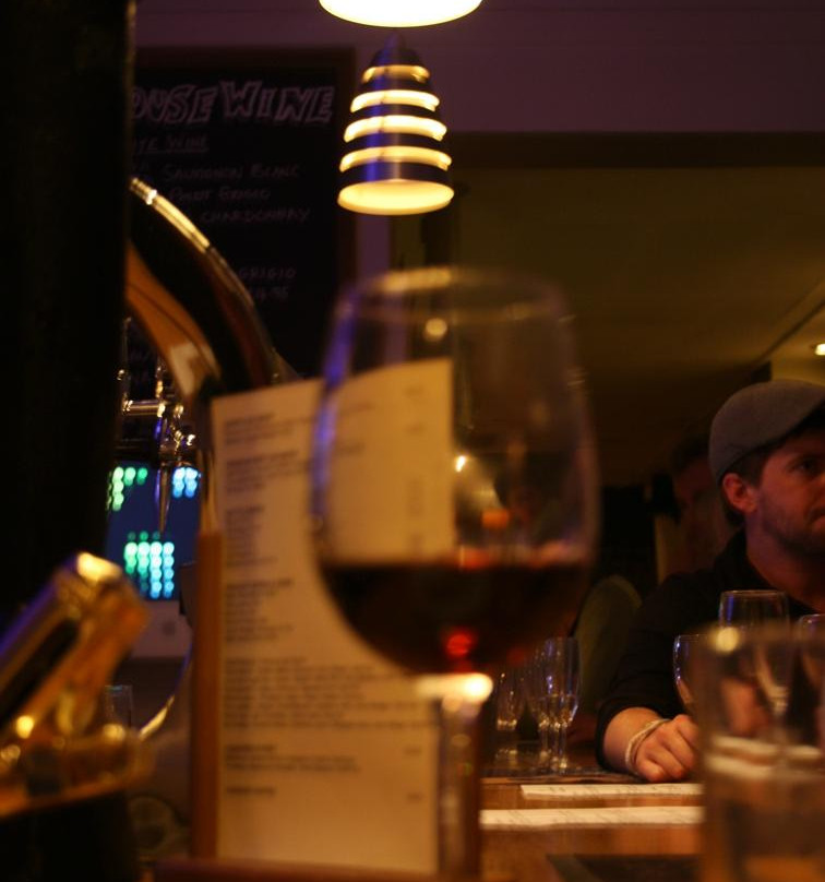 Bar 50景点图片