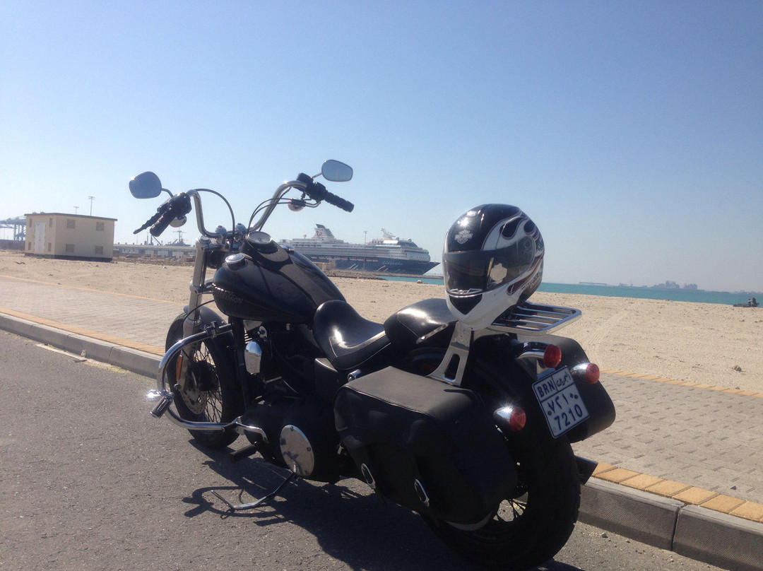 Asry Beach-穆哈瑞克必去景点