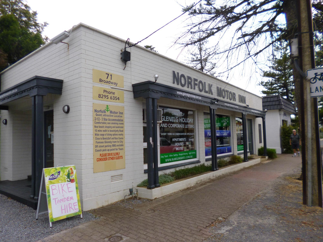 客房耶莱酒店主图