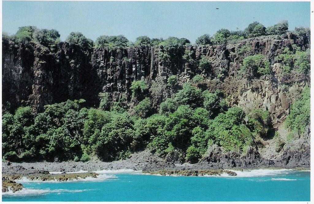 桑乔湾海滩-费尔南多-迪诺罗尼亚群岛必去景点