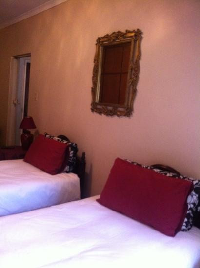 Kaniklani Guest House主图