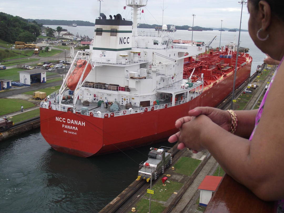 Panama Canal Partial Transit Tour景点图片