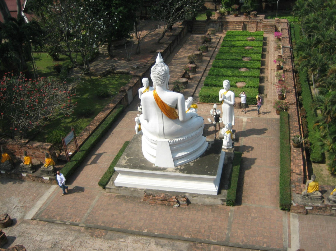 Wihan Phra Mongkhon Bophit-大城必去景点