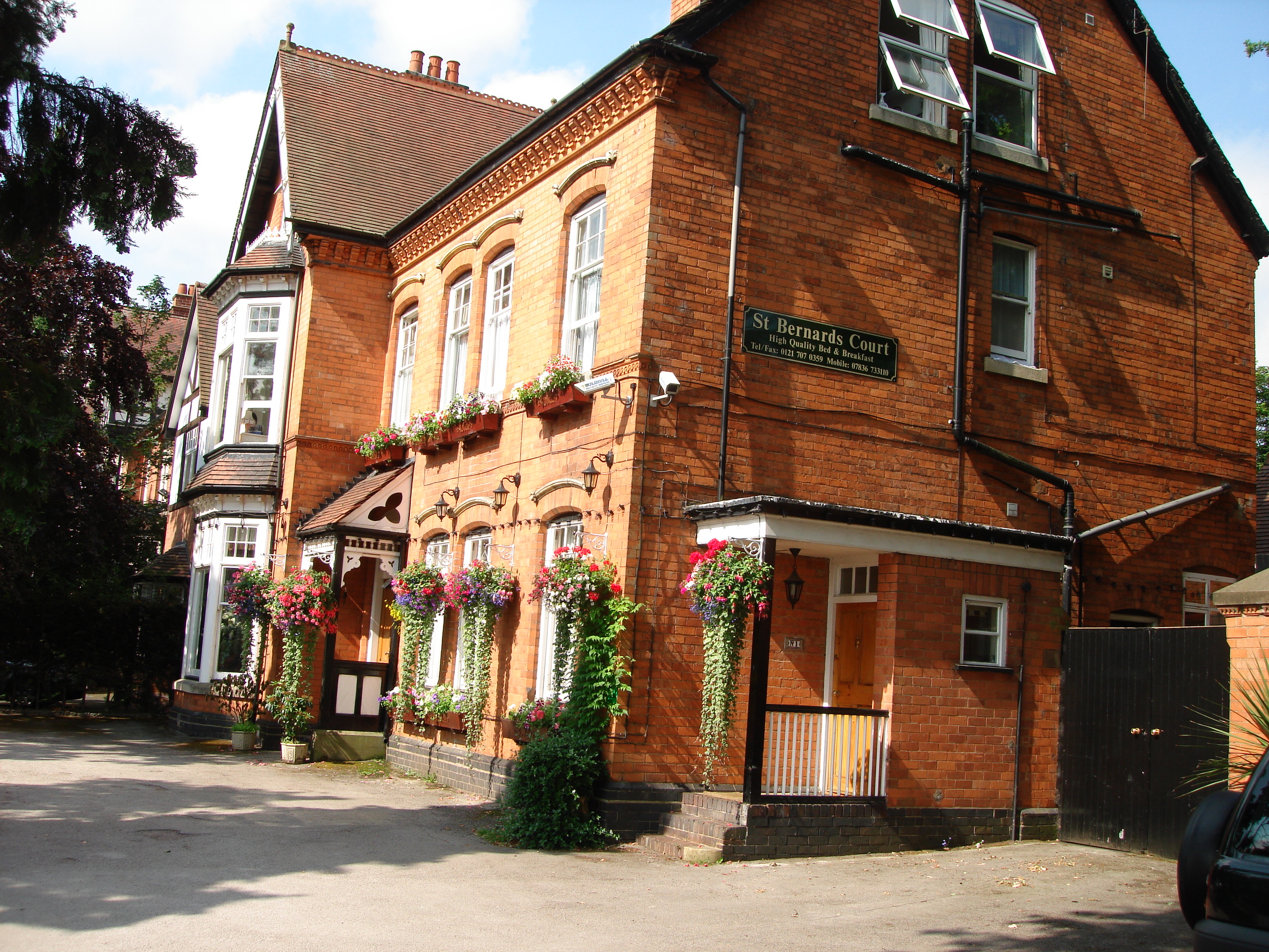 St Bernards Court B&B-官方