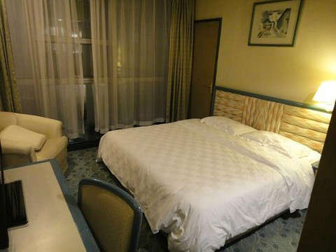 大连友好美居酒店主图