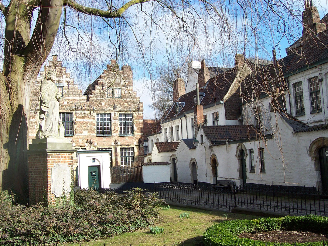 Begijnhof St Elisabeth (St. Elisabeth House)-科翠克必去景点