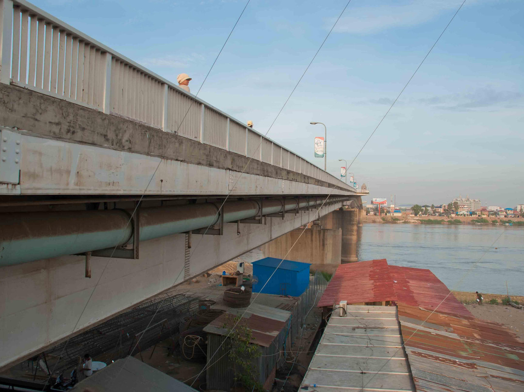 克洛伊断桥-金边必去景点