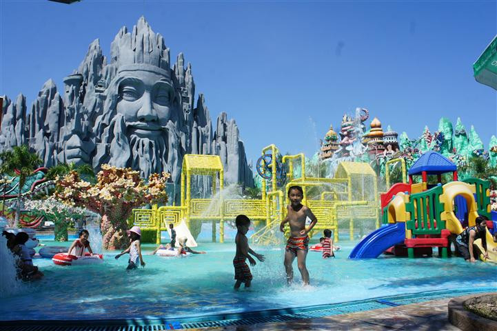 Suoi Tien Theme Park景点图片
