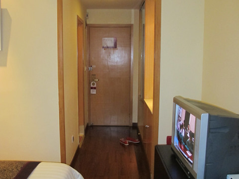 白玉兰酒店（上海田子坊马当路地铁站店）主图