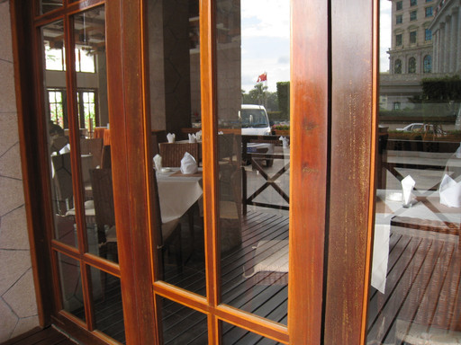 宝宏大酒店主图