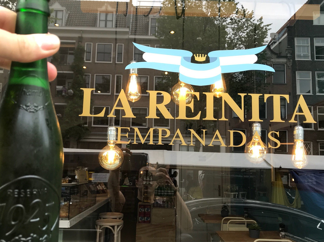 La Reinita Empanadas