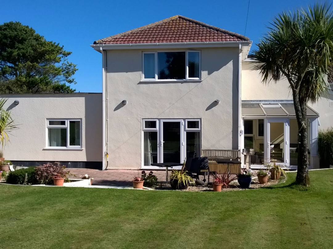 St. Ann's Chapel酒店住宿-Holywell Stores Bed & Breakfast