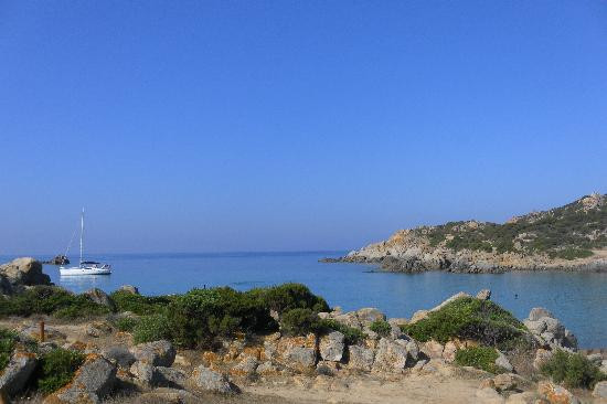 Spiaggia di Cala Cipolla-Chia必去景点