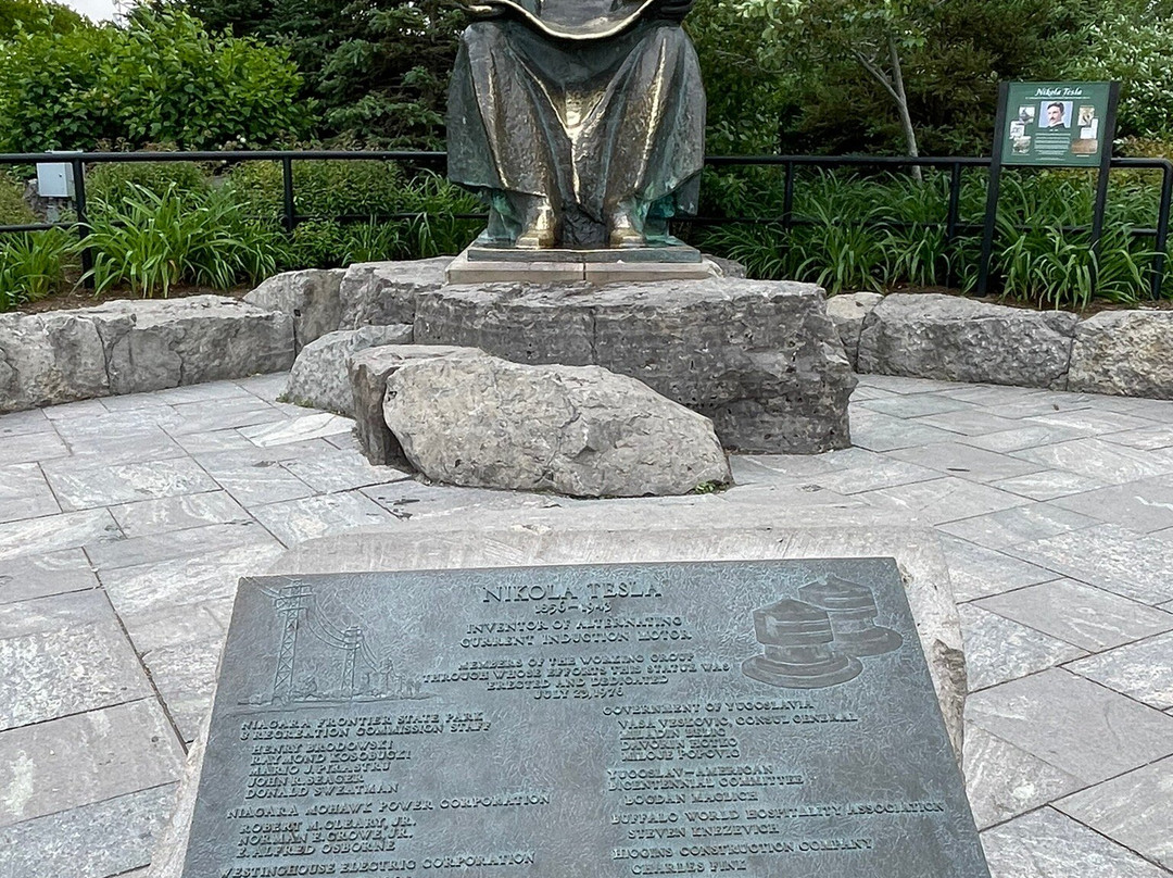 Nikola Tesla Monument-尼亚加拉大瀑布必去景点