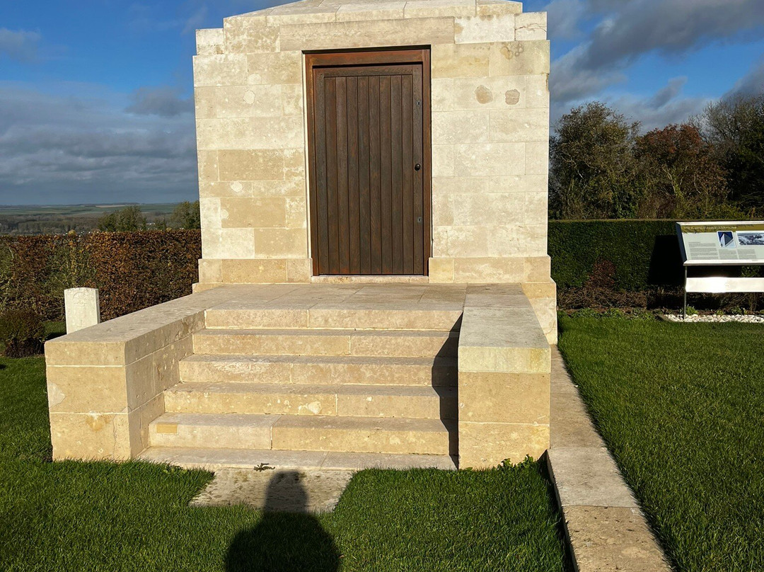 Villers-Bretonneux Military Cemetery景点图片