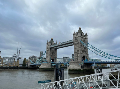 Go London Taxi Tours-伦敦必去景点