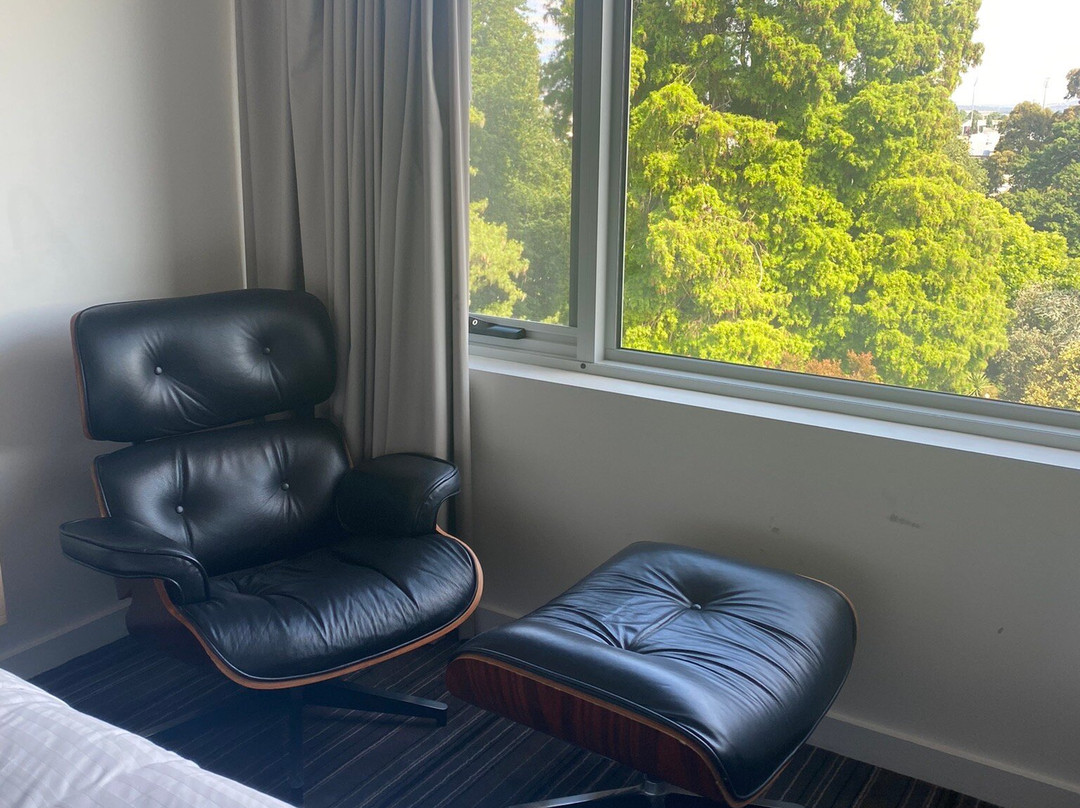 廊奇思通美居酒店 主图