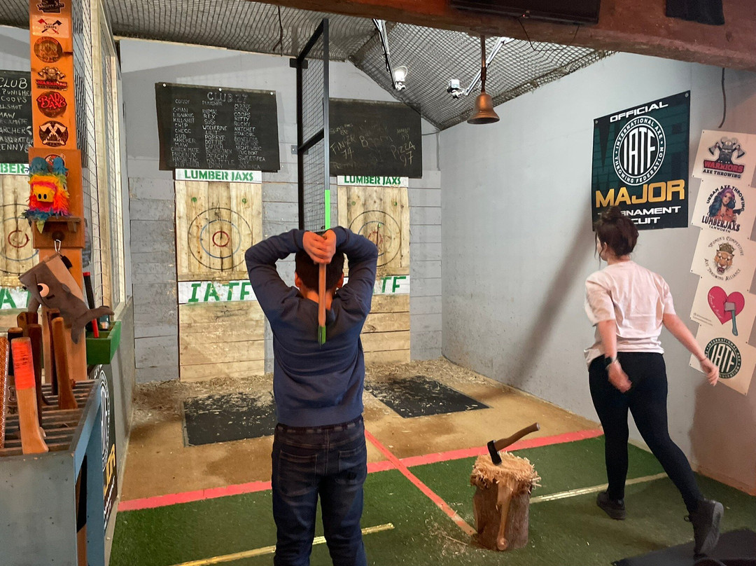 LumberJaxs Axe Throwing Tamworth景点图片